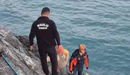 Zonguldak'ta kayalıklardan düşen balıkçı için seferberlik