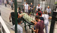 Adana'da korku dolu anlar İtfaiye alevlerin arasından iki can kurtardı