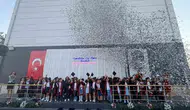 Minik öğrencilerin ilk mezuniyet heyecanı