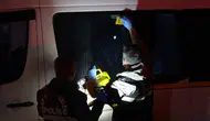 Malatya sokaklarında dehşet anları Taksideki gence kurşun yağdırdılar