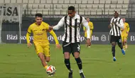 Manisa FK savunma ve orta sahayı sağlama aldı