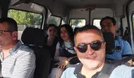 İzmir'de zabıta ekipleri sınava geç kalan öğrencilerin imdadına yetişti