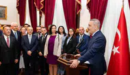 Dışişleri Bakanı Fidan Bulgaristan'da Türk temsilcilerle masaya oturdu