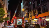 Esenyurt’ta gece vakti korkutan çatı yangını