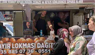 Eşref Tek hayranları dizi karakteri için lokma döktürdü