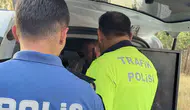 Kimlik kontrolüne kızan baba polise zor anlar yaşattı
