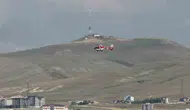 Bahçesaray'dan havalanan helikopter 81 yaşındaki hastayı hayata bağladı