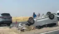 Silvan yolunda otomobiller çarpıştı 9 kişi hastaneye kaldırıldı