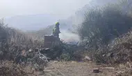 Erdek mezarlığında çıkan yangın korkuttu