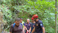 Oylat Şelalesi'nde kaza 3 metre yükseklikten düştü