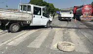 Sivas Havalimanı yolunda iki kamyonet çarpıştı 5 kişi yaralandı