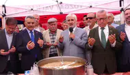 Yozgatlılar Cumhuriyet Meydanı’nda Birlik Aşuresi için bir araya geldi