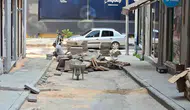 Bilecik'te 15 metrelik kaldırım esnafın işini durdurdu