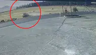Derik'te korkutan kaza anı güvenlik kamerasına yansıdı