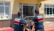 Alanya'da jandarma kimliğiyle yemek yiyip hesabı ödemeden kaçtı