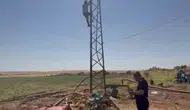Siverek’te kaçak trafo gerginliği Vatandaş direğe tırmandı