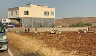 Gaziantep’te kontrolden çıkan araç bahçede oturan aileyi biçti