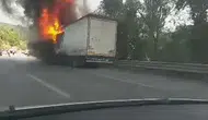 Gemlik yolunda tır yangını trafiği kilitledi