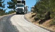 Lapseki köy yollarında asfalt mesaisi başladı