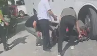 Eskişehir’de kavşak kazası Servis ile motosiklet çarpıştı
