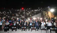 Çay ilçesinde vişne ve Eber sarısı şöleni başladı