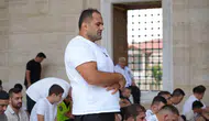 Pehlivanlar er meydanına çıkmadan önce Selimiye’de saf tuttu