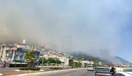 Kazdağları eteklerinde yangın paniği 210 ev boşaltıldı