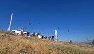 Diyarbakır kırsalında kene nöbetini keklikler devraldı