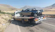 Elbistan yolunda direksiyon hakimiyetini kaybeden sürücü kaza yaptı