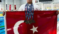 11 yaşındaki Karabüklü yüzücü dünya arenasını domine etti