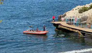Zonguldak'ta kayalıklardan denize giren genç dalgalarda kayboldu