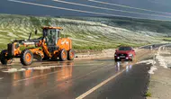 Ardahan’da dolu yağışı hayatı felç etti