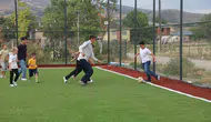 Sakarya Bayat Mahallesi gençleri yeni spor sahasıyla yaza merhaba dedi
