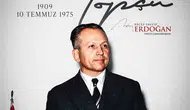 Erdoğan fikir dünyasının önemli ismini andı