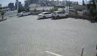 Nusaybin İpekyolu üzerinde tırın devrildiği o anlar kamerada
