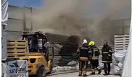 Tarsus sanayi sitesinde korkutan yangın