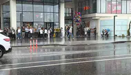 Düzce’de bunaltıcı sıcaklar yerini aniden bastıran yağmura bıraktı