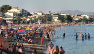 Didim sahillerinde sezonun en kalabalık günleri yaşanıyor