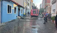 Küçükkuyu’da sabah saatlerinde ev yangını paniği