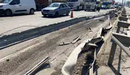 Kocaeli’de tır dehşeti Bariyerleri aşıp karşı şeride daldı
