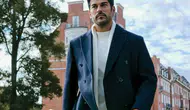 Burak Özçivit'in Adana dizisindeki partneri resmen açıklandı