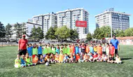 Eskişehirli çocuklar sahada geleceğin yıldızları için ter döküyor