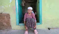 Aydın’da bir yaşlı kadının yıllardır süren banyo ve tuvalet çilesi