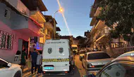 Uşak’ta dut toplamak isteyen adam çatıdan düşerek can verdi