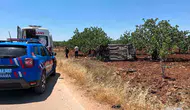 Nizip yolunda kaza Otomobil tarlaya uçtu