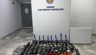 Şantiyeden milyonluk vurgun yapan hırsız satış yaparken suçüstü yakalandı