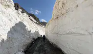 Temmuz ayında kar mesaisi Cilo Dağı’nda yollar açılıyor