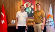 Marmaris dev yolcu gemileriyle dolup taşıyor