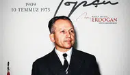 Erdoğan Nurettin Topçu’yu vefat yıl dönümünde andı