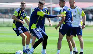Fenerbahçe yeni sezon hazırlıklarının ilk etabını noktaladı
